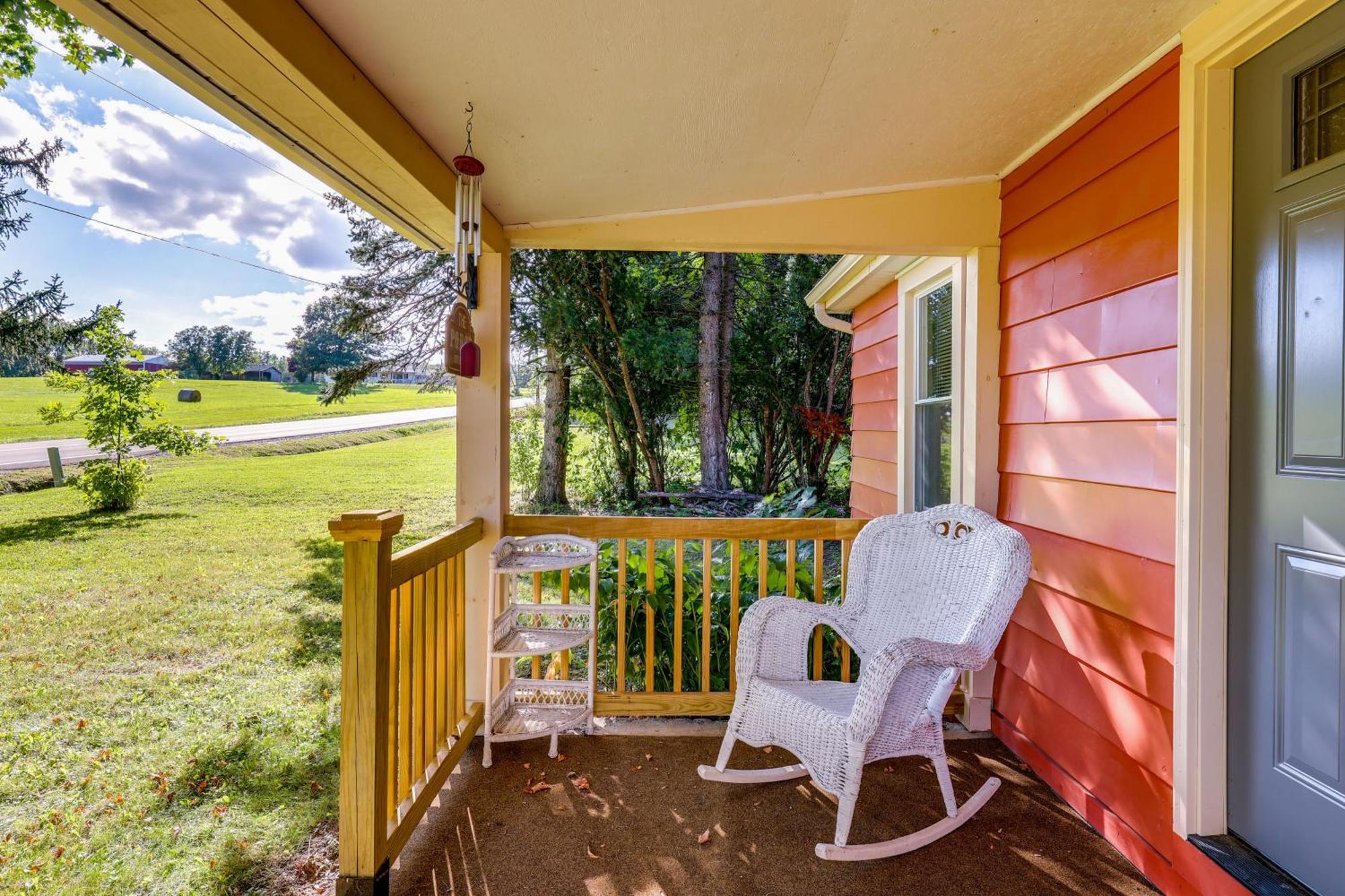 Charming Watkins Glen Home With Yard! ภายนอก รูปภาพ